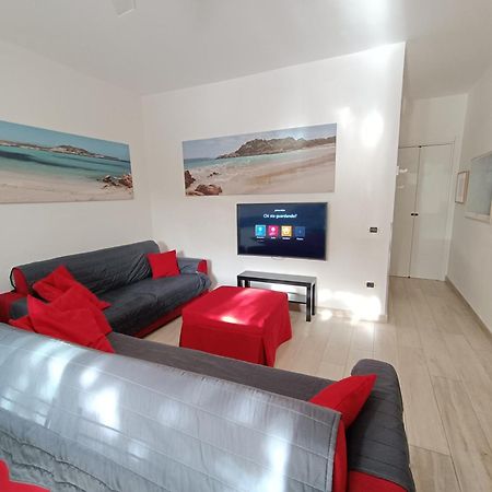 Appartamento Vacanze Alla Maddalena La Maddalena  Bagian luar foto